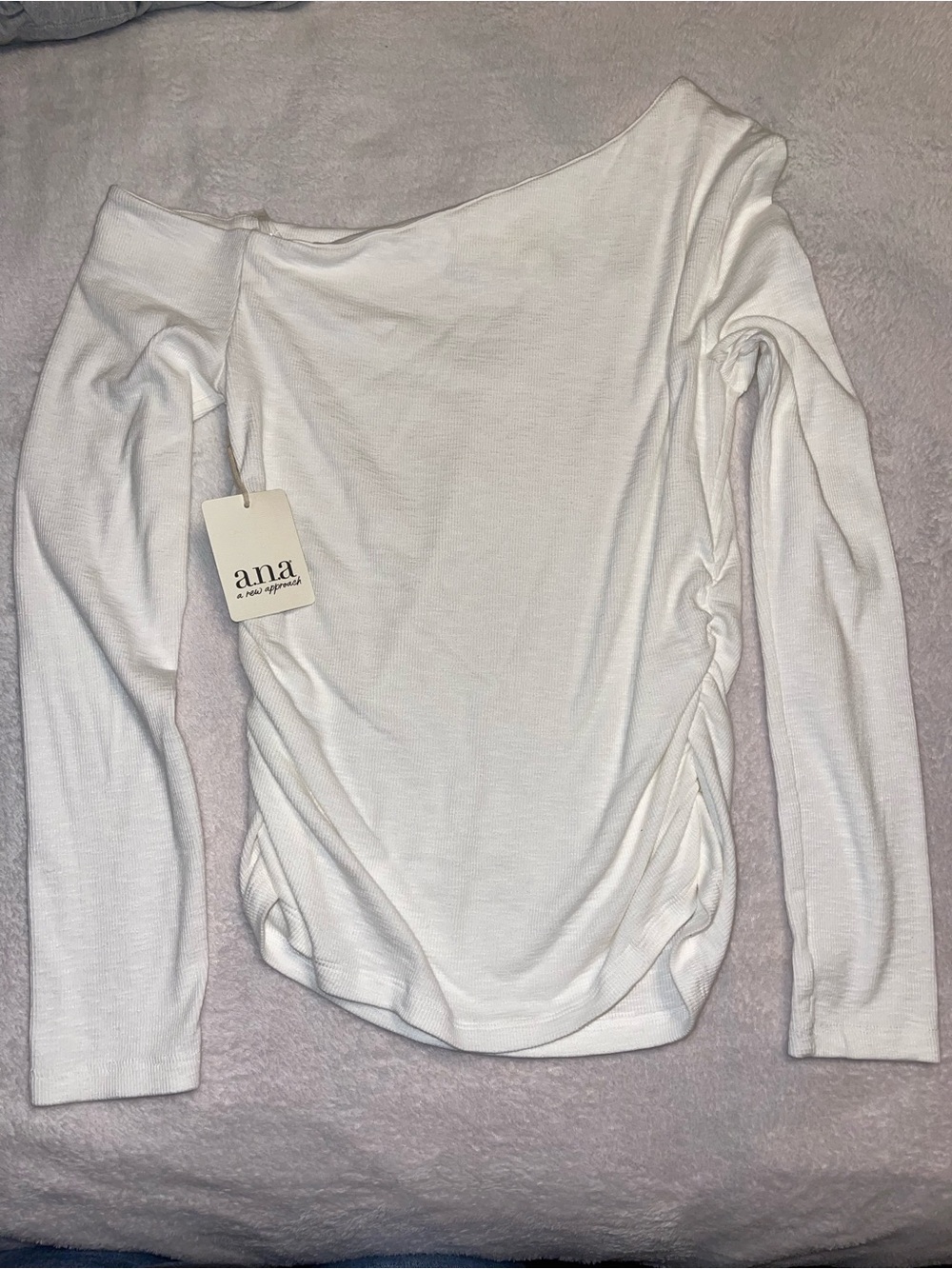 ana Long Sleeve Top in White Size Small NWT